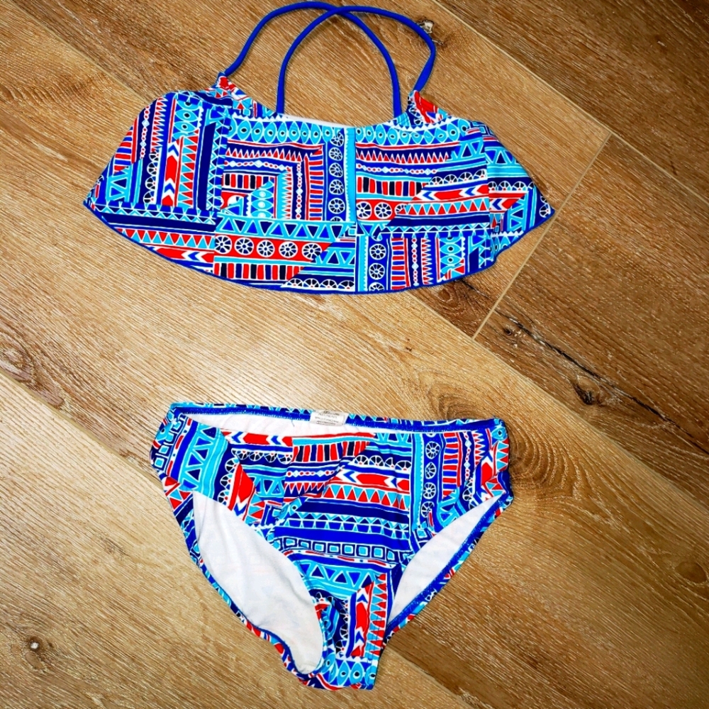 Girls size 8 tankini Red and blue swim suit.